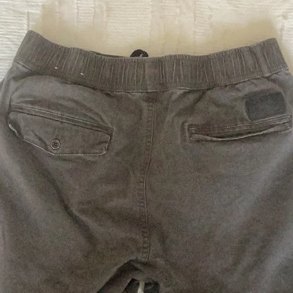 Joggers. - Picture 3 of 4